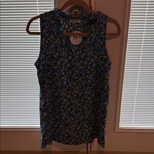 First Love Floral Print Ruffled V-Neck Sleeveless Blouse - Blue and Black